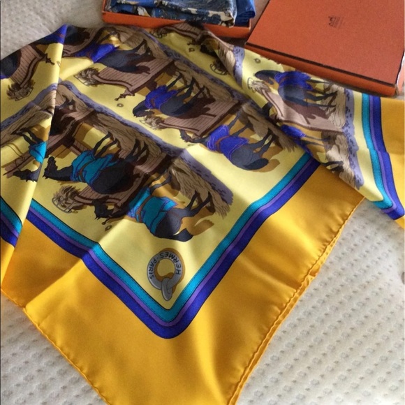 Hermes scarf - Picture 8 of 9